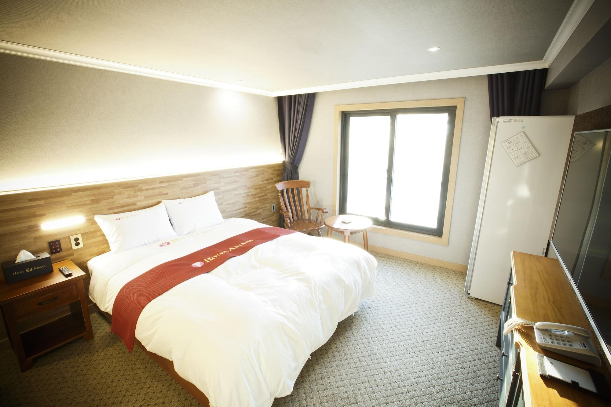Ariana Hotel Тэгу Экстерьер фото